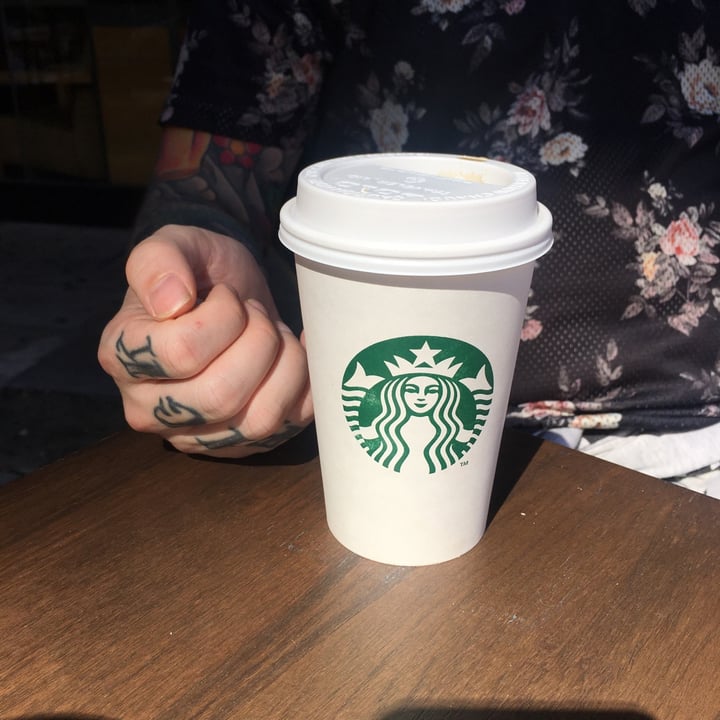 photo of Starbucks Almond Vainilla Latte shared by @braldo on  24 Oct 2020 - review