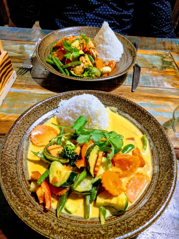 review photo of Ong Tao - Vietnamesisches Restaurant & Bar No. 57 Tofu with Vegetables• Curry-Mango-Coconut-Sauce and Grilled Banana in Sticky Rice shared by @florence-al on 09 Mar 2020 - review