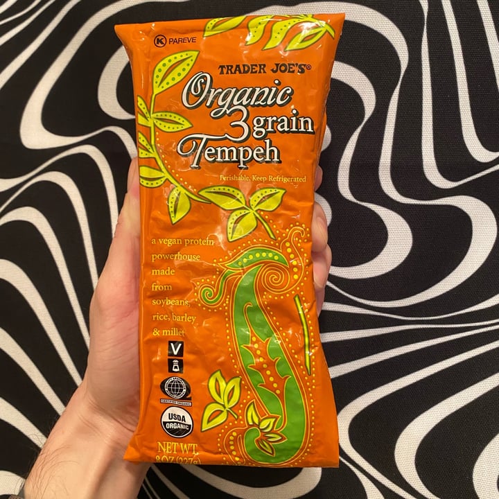 photo of Trader Joe's Organic 3 Grain Tempeh shared by @timvegmalone on  03 Dec 2021 - review