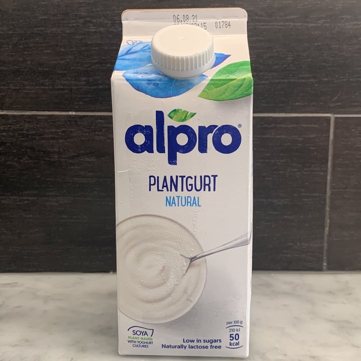 photo of Alpro Yoghurt Naturel shared by @idabystedt on  22 Jul 2021 - review
