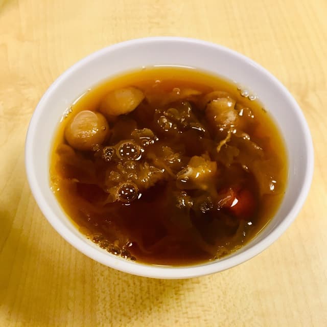 菜肴“Longan w/ white fungus”的照片