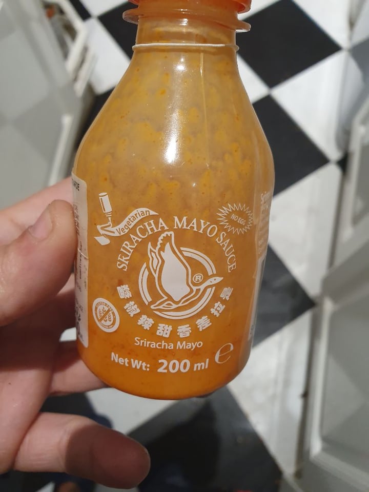 review photo of Sriracha Sriracha Mayo Sauce shared by @elgranmagoo on 13 Feb 2020 - review