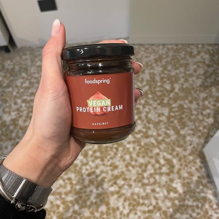 photo of Foodspring Vegan protein cream shared by @elisaalberti on  30 Mar 2022 - review