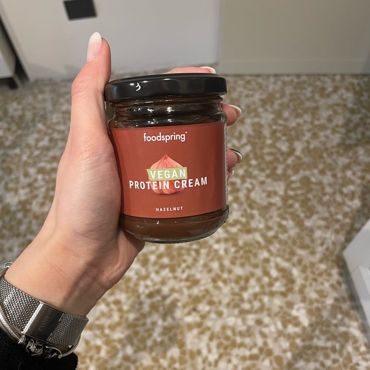 review photo of Foodspring Vegan protein cream shared by @elisaalberti on 30 Mar 2022 - review
