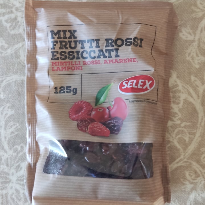photo of Selex Mix frutti rossi essiccati shared by @drunkontea on  20 Jun 2022 - review