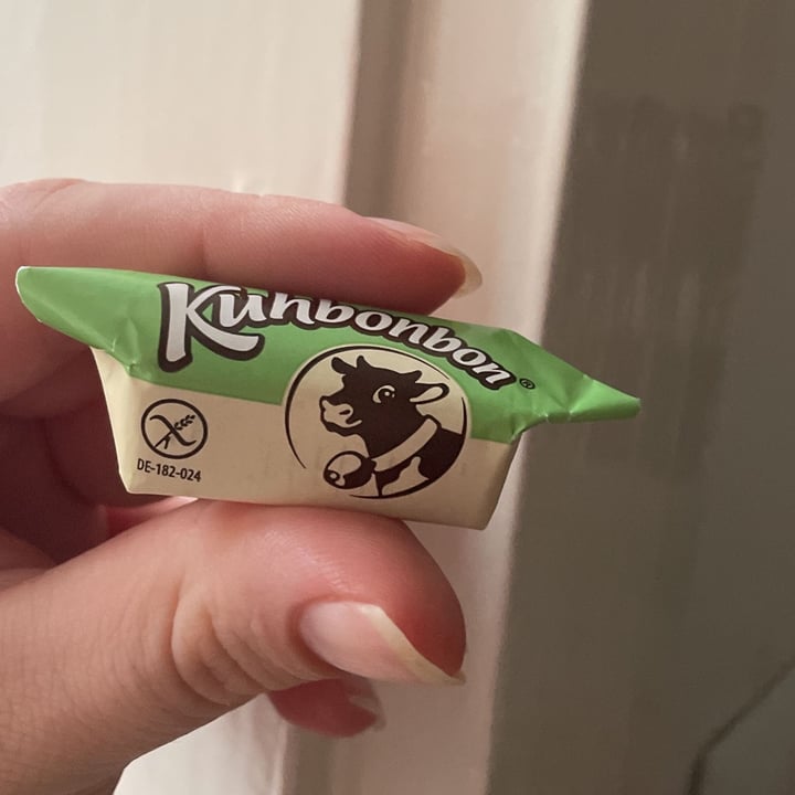 photo of Kuhbonbon vegan caramel caramelle mou shared by @sgretel on  18 Aug 2022 - review