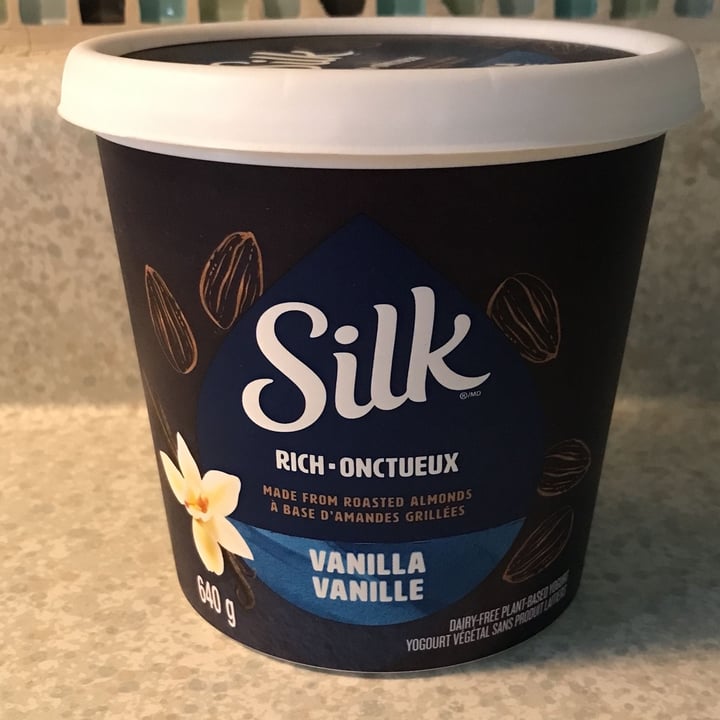 photo of Silk Rich Vanilla Plant-based Yogurt shared by @elisaz on  24 Nov 2021 - review