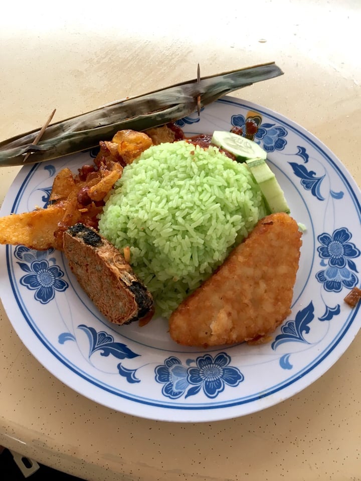 photo of Tanaka Vegetarian Food Nasi lemak shared by @menshu on  08 Aug 2018 - review