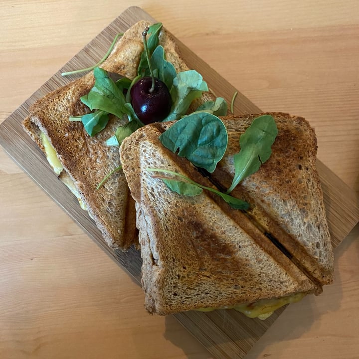 photo of geh Veg Toasties shared by @elisgreenworld on  20 Jul 2022 - review