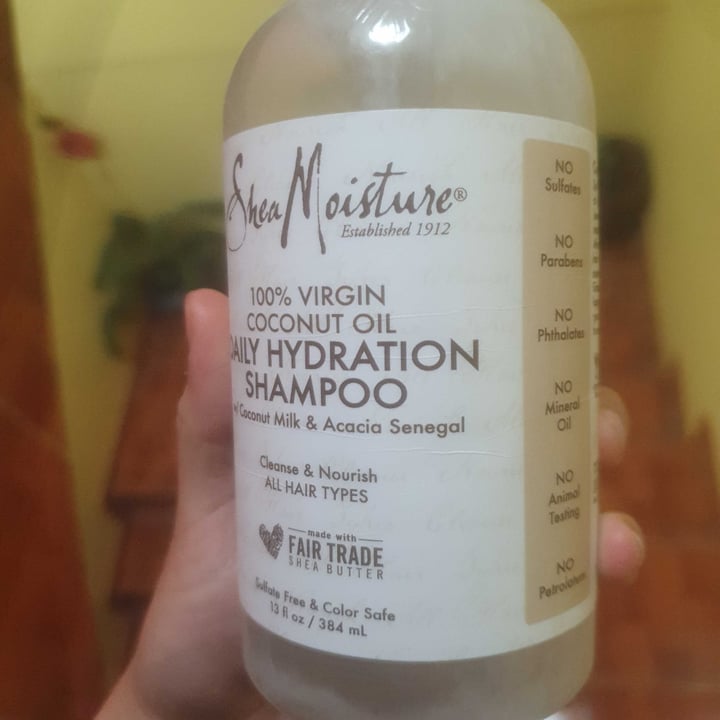 photo of SheaMoisture 100% Virgin Coconut Oil Daily Hydration Conditioner shared by @elienaiflores on  02 Oct 2021 - review