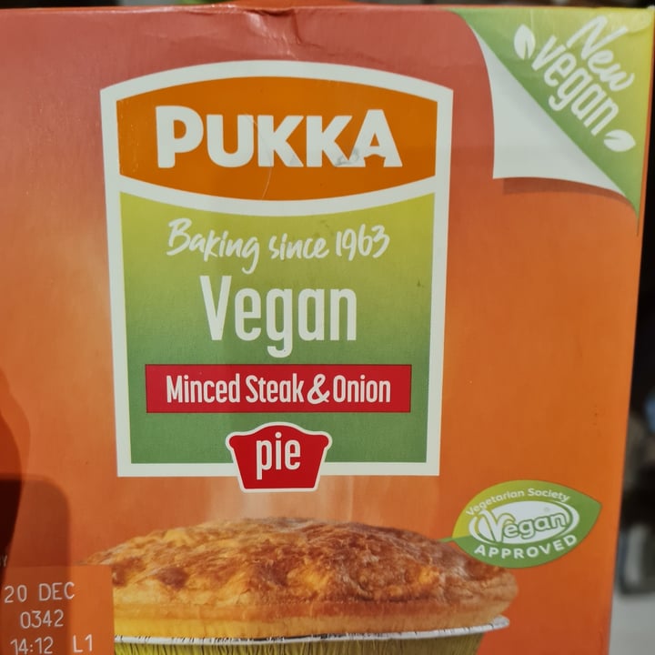 photo of Pukka Pies Minced steak and onion pie shared by @warrioristhewoman on  20 Dec 2020 - review
