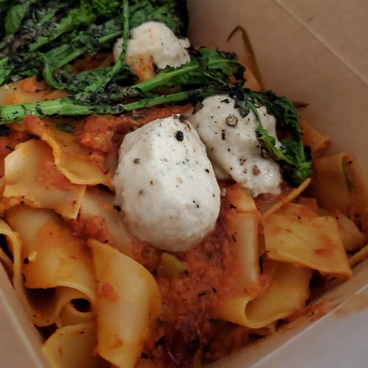 review photo of MILA romesco vodka pasta shared by @flycrayon on 25 Aug 2021 - review