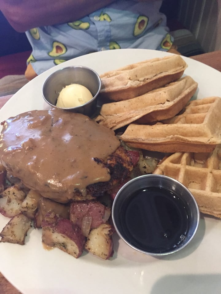 photo of Flore Vegan chicken and waffle shared by @mallory17 on  11 Oct 2018 - review