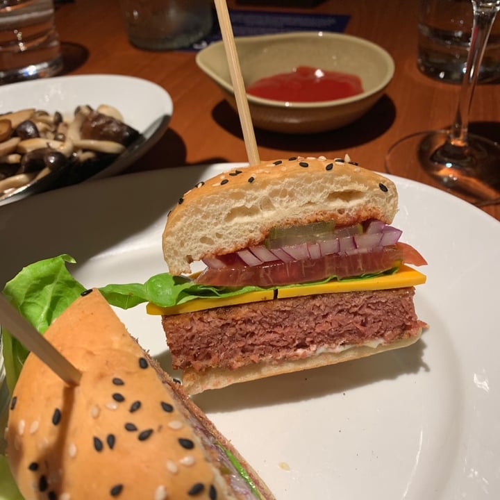 photo of Mezza9 Beyond Burger shared by @jashment on  15 Nov 2019 - review