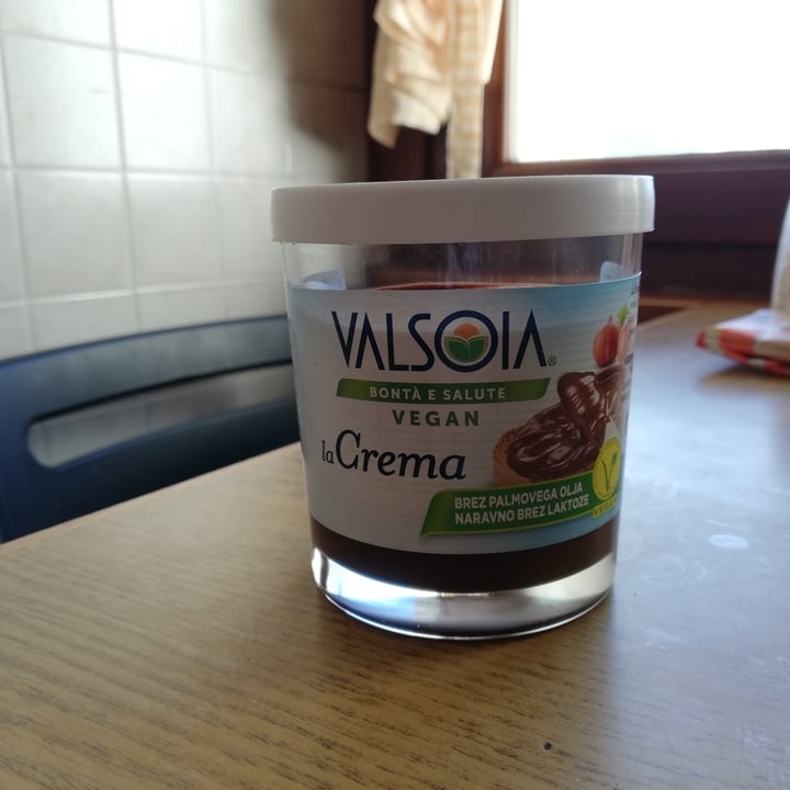 photo of Valsoia Crema alla nocciola shared by @saraaveg on  20 Feb 2022 - review