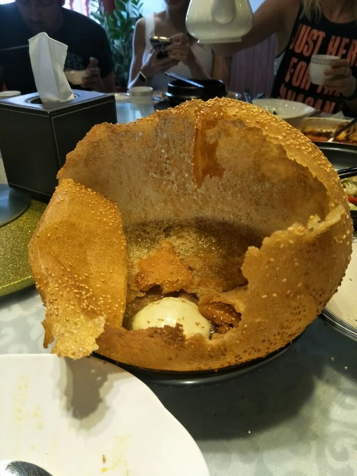 photo of 成都Chengdu Giant Sesame Ball shared by @lou on  08 Nov 2019 - review