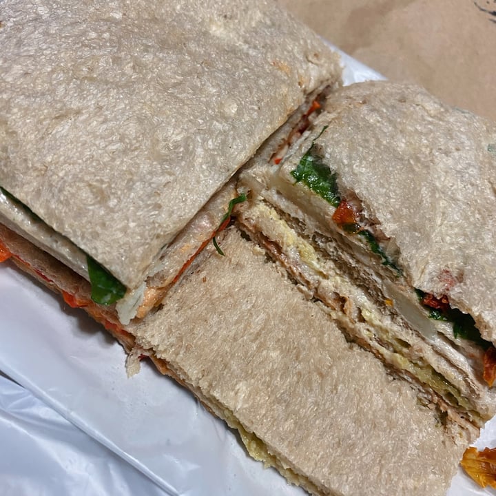 photo of Framheim Cerveceria Sandwich de miga shared by @pitylaoveja on  21 Feb 2021 - review