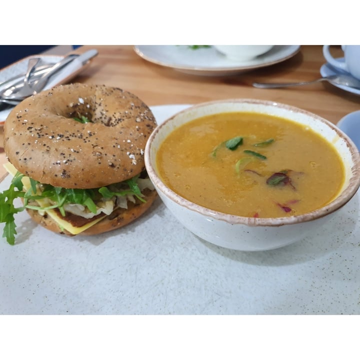 photo of 269 Vegan Perth Reuben Bagel shared by @veganlmk on  30 May 2022 - review