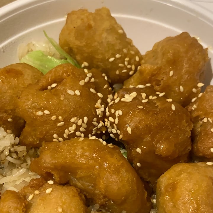 photo of Vegie Bowl Springvale Honey Chicken shared by @cnnna on  13 Aug 2021 - review