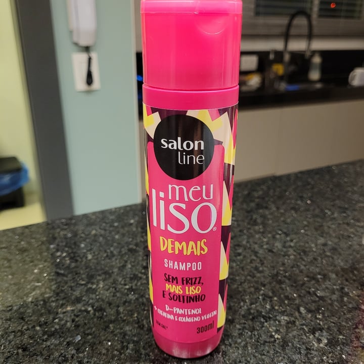 photo of Salon line Shampoo Meu Liso Demais shared by @fergrein on  13 May 2022 - review
