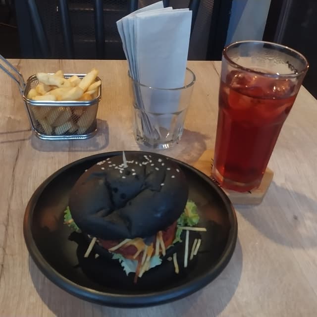 Photo of the dish “Frank Burguer”