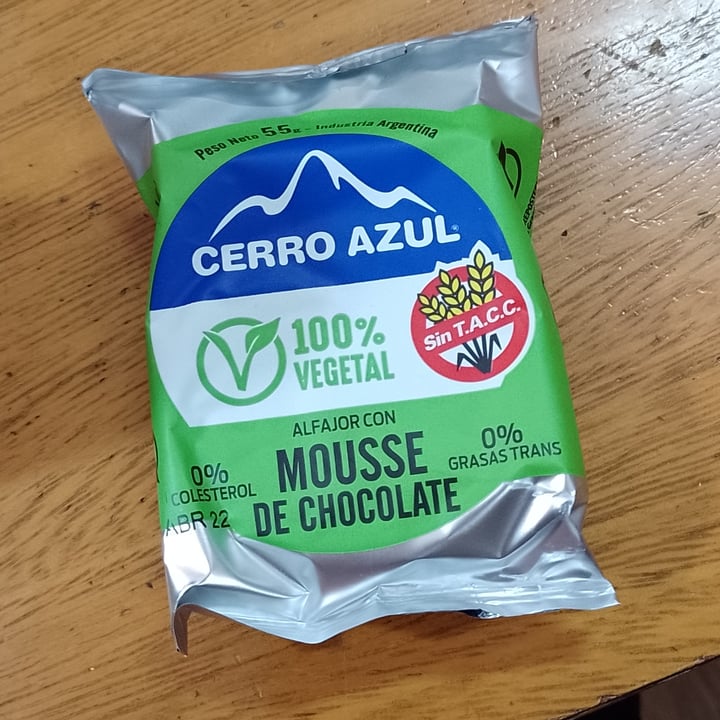 photo of Cerro Azul Alfajor Mousse de Chocolate shared by @floravila on  07 Jan 2022 - review