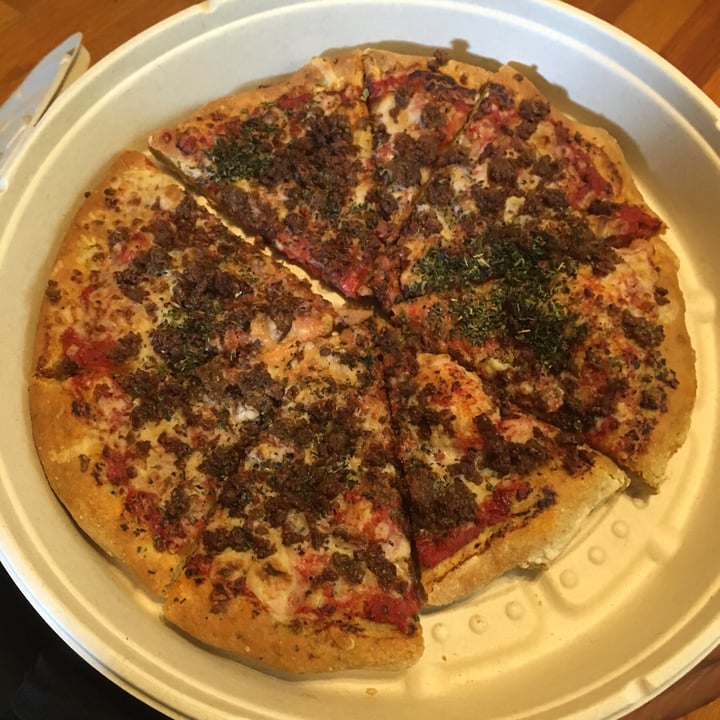 review photo of Plant Based Pizzeria Meat Lovers Vegan Pizza shared by @misusyaya on 13 Jun 2019 - review
