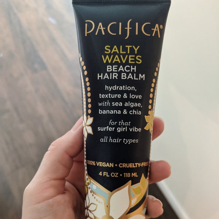 review photo of Pacifica Salty Waves Beach Hair Balm shared by @solarpoweredsara on 07 Aug 2020 - review