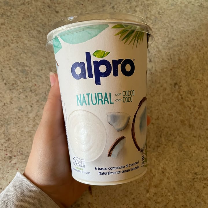 photo of Alpro Cocco Yogurt shared by @chiaramazzei on  13 Mar 2022 - review