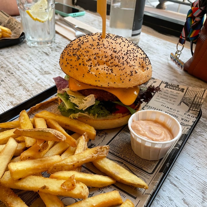 photo of Bioloco Bioloco Beyond Meat shared by @elenina on  12 Aug 2022 - review