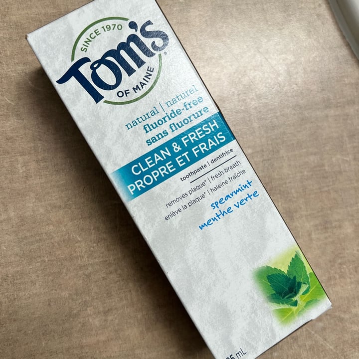 photo of Tom's of Maine Clean & Fresh Spearmint Toothpaste shared by @veganmika on  28 Dec 2021 - review
