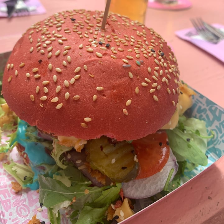 photo of Vegan junk food bar Rotterdam Daddy shared by @ggconlozaino on  29 Jul 2022 - review