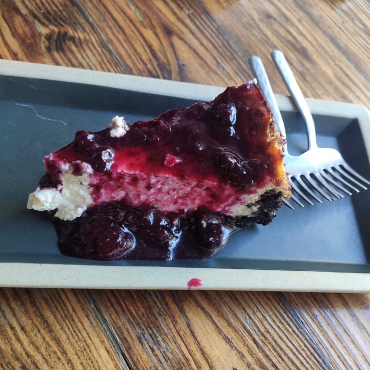 photo of Vrutal NY Cheesecake shared by @mariafortheanimals on  03 Dec 2022 - review