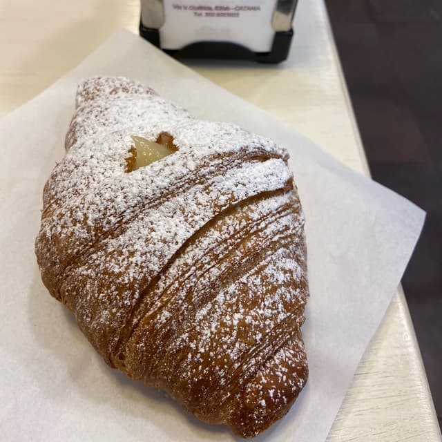 Photo of the dish “Cornetto alla crema”