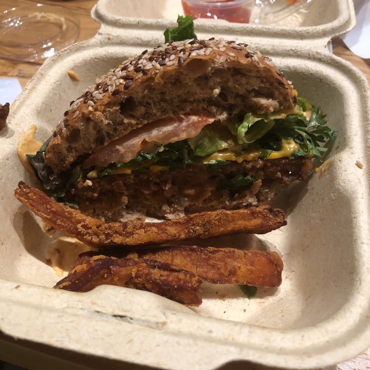 photo of Veggie Grill VG Beyond Burger shared by @terri on  04 Aug 2020 - review
