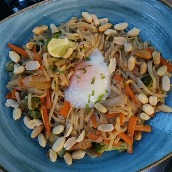 photo of Restaurante Vegetariano OCHO_Errenteria Pad Thai shared by @oierland on  21 Sep 2021 - review