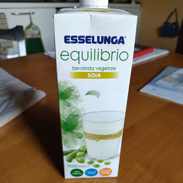photo of Esselunga Bevanda vegetale soia senza zuccheri aggiunti shared by @veronicamasotti on  29 Mar 2022 - review