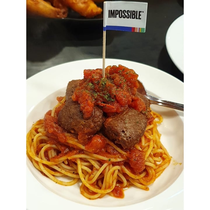 photo of Fatboy's Spaghetti and Impossible Meatballs without cheese shared by @veganlove5774 on  23 Feb 2022 - review