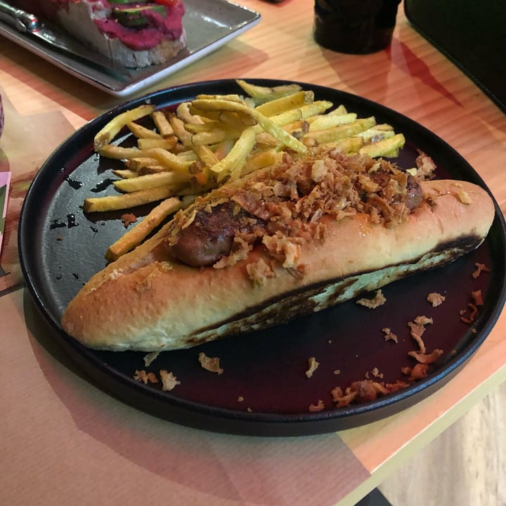 photo of StreetGarden Hot dog vegano shared by @myveglife on  01 Nov 2021 - review