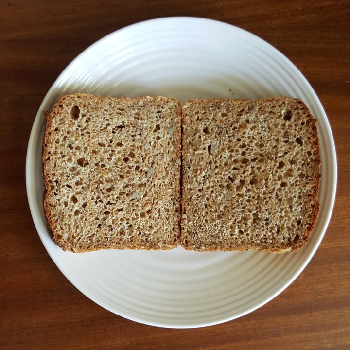 photo of Woolworths Food Seeded Wholewheat Brown Bread shared by @hippiegirl on  04 May 2020 - review