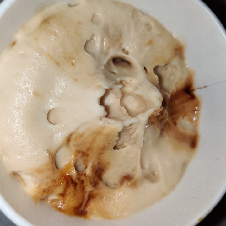 photo of GRO Salted Caramel Swirl Ice Cream shared by @cr0vegan on  24 Mar 2021 - review