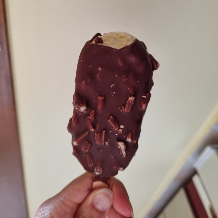 photo of Vemondo  Vegan almond Ice cream shared by @francy82 on  16 Aug 2022 - review
