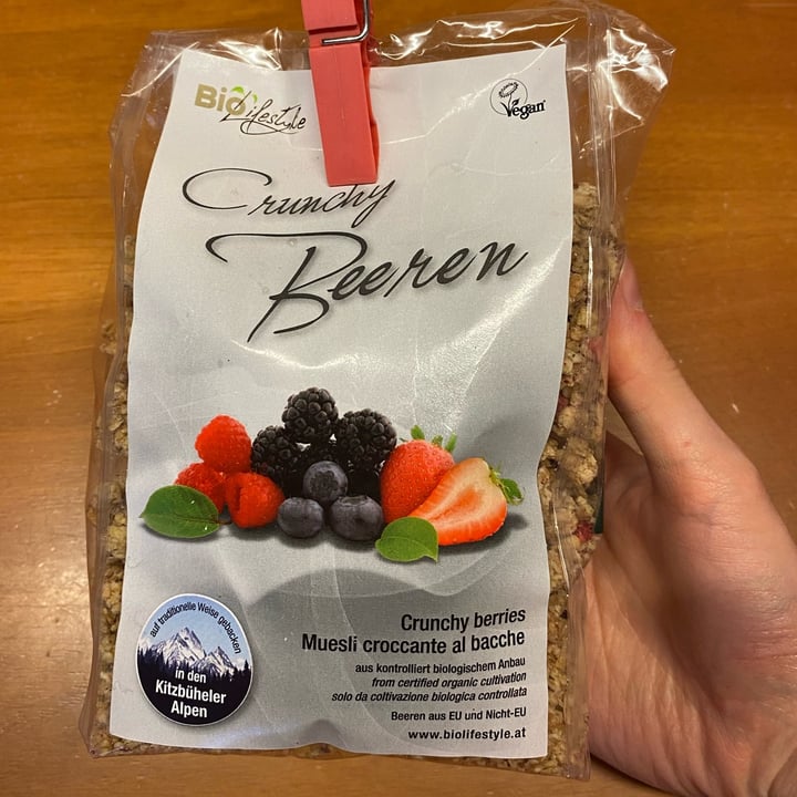 photo of Bio Lifestyle Crunchy Beeren shared by @nothingbutme on  09 Jul 2022 - review