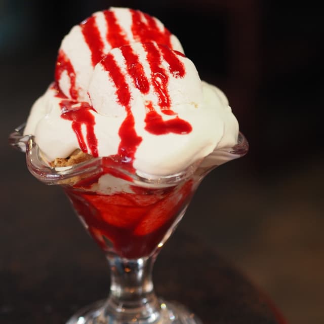 Photo of the dish “Eton Mess”