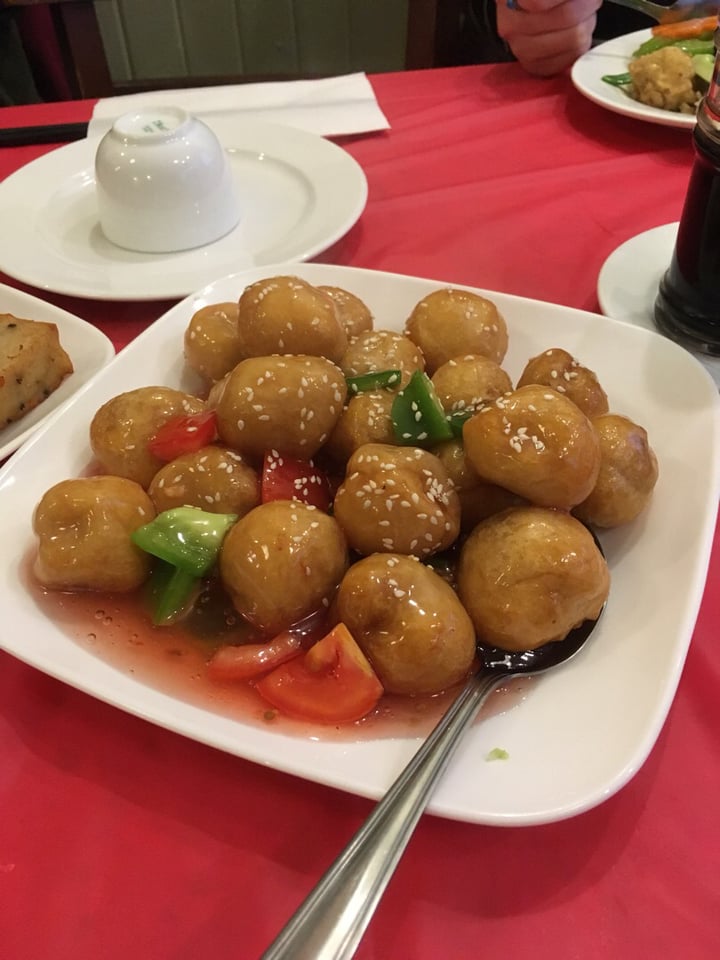 review photo of Lotus Pond Vegetarian Restaurant Sweet and Sour Soya Balls shared by @jenee on 18 Feb 2019 - review