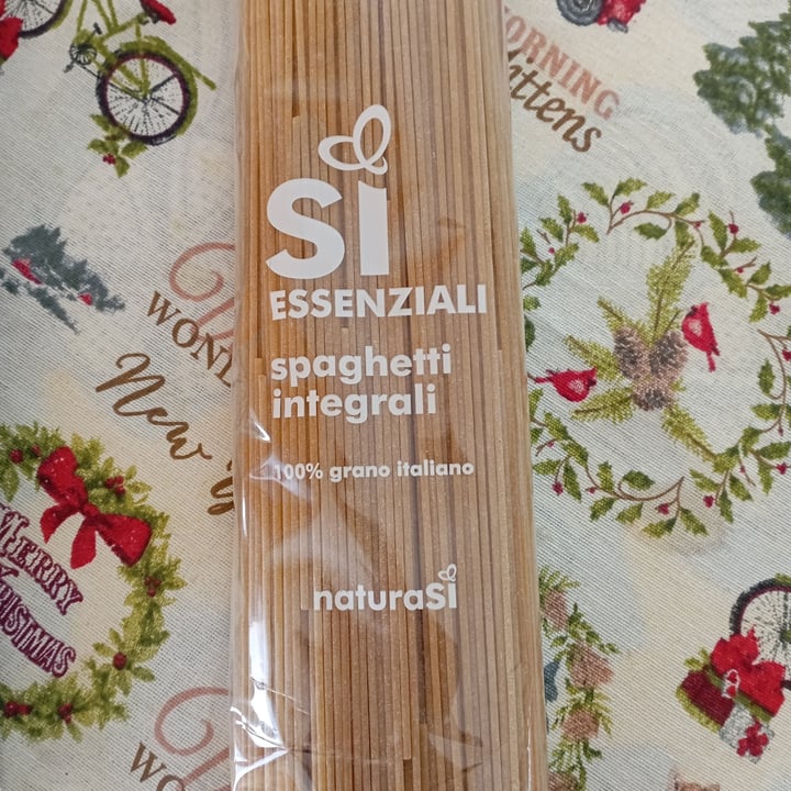 review photo of Natura Sì Sì essenziali spaghetti integrali shared by @messyblogger on 11 Dec 2022 - review