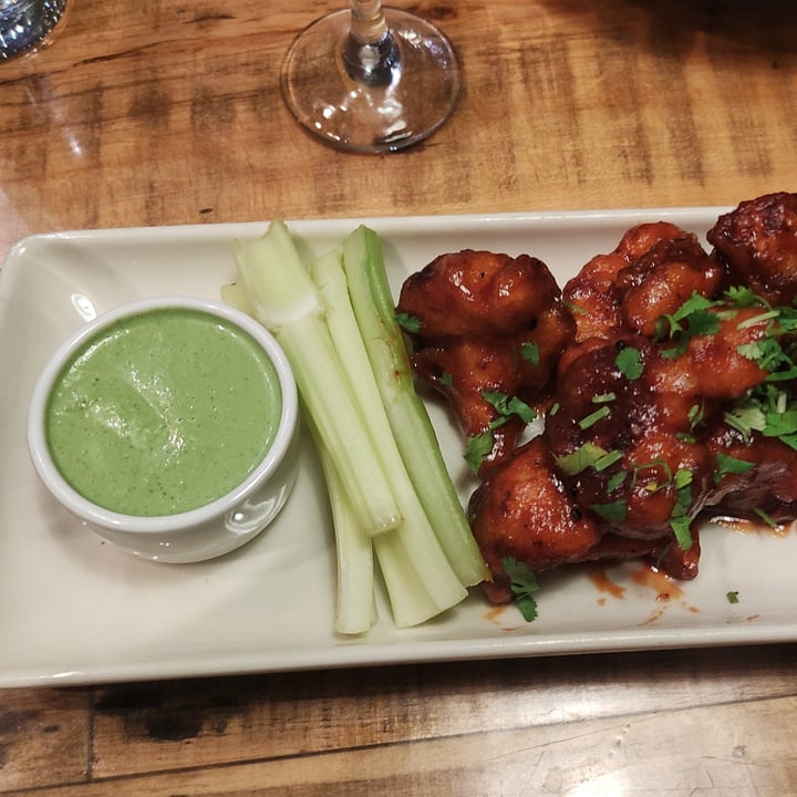 photo of French Meadow Bakery & Cafe Earth Wings shared by @eatwithzara on  03 May 2022 - review