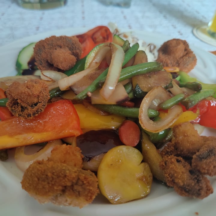 review photo of Hotel Sonnenhof - Anette Leiter Gegrilltes GemĂĽse shared by @b4ssjump3r on 03 Nov 2022 - review