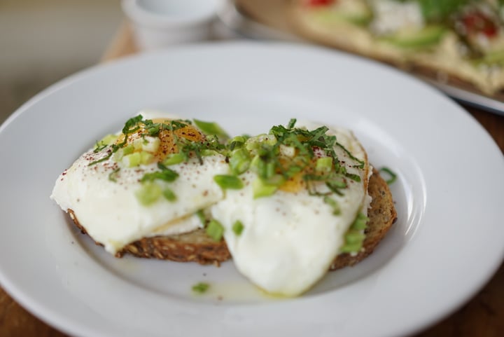 review photo of Rosemary and Vine Avocado Egg Toast shared by @telemak on 17 Nov 2017 - review