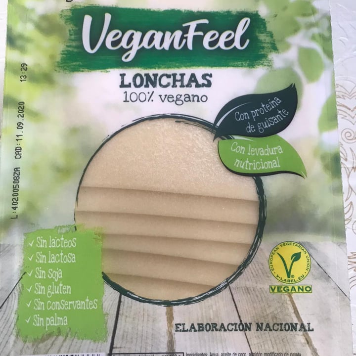 photo of Vegan Feel Lonchas 100% Veganas Queso shared by @pilotalba on  29 Jul 2020 - review